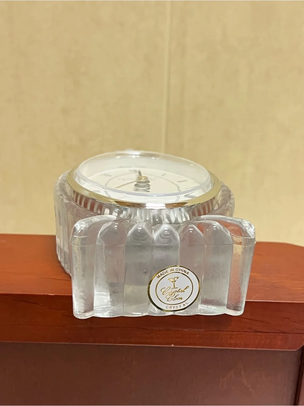 Vintage Fifth Avenue Crystal Clear Quartz Desk Clock